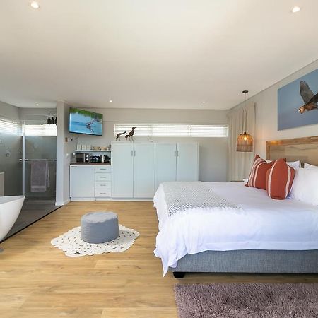 In Toto Retreat - Garden Route Hotel Sedgefield Buitenkant foto